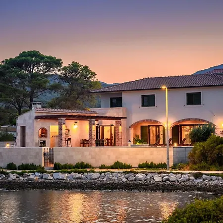 Stunning In Holiday home