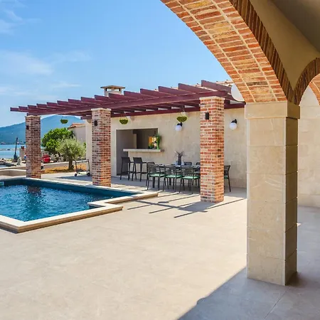 Stunning In Holiday home *