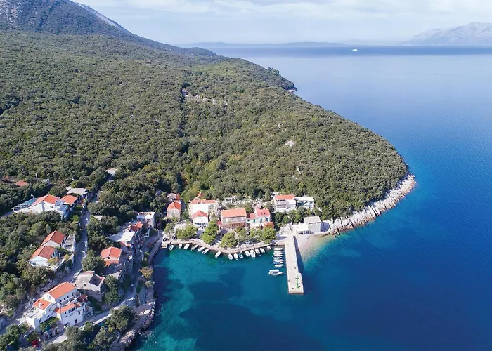 Stunning In Holiday home Drace